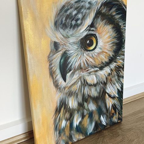 Owl on gold by Eva Chen Owl Acrylic Painting, Gold Owl, Abstract Owl Painting, Owl Painting Acrylic, Owl Painting Abstract, Owl Acrilyc Painting, Owl At Night Painting, Eva Chen, Owl Mixed Media Art