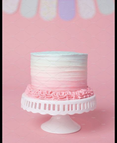 Blue Ombre Birthday Cake, Ombre Birthday Cake, Pink Ombre Cake, Twin Birthday Cakes, Blue Birthday Cakes, 21st Birthday Cakes, Pink Birthday Cakes, Classic Wedding Cake, Ombre Cake