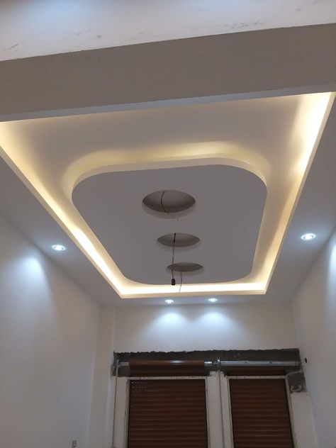 Bedroom False Ceiling Design Master, Forciling Design Room, Forcelling Design, Seling Design For Bedroom, Piopi Designs For Bedroom, Kitchen False Ceiling Design Modern, New False Ceiling Designs, Interior Design Mistakes, Room Ideas Interior Design