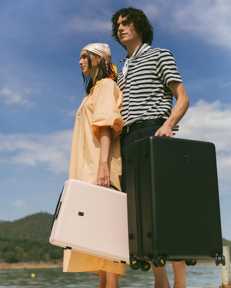 When it comes to traveling, choosing the right luggage can greatly impact your overall experience. While larger suitcases have their benefits, carry-on luggage offers a multitude of advantages that make it an excellent choice for modern travelers. In this blog post, we will explore the numerous benefits of opting for carry-on luggage, including convenience, freedom of movement, and increased efficiency. Freedom Travel, Level 8, Lightweight Luggage, Large Suitcase, Tsa Approved, Busy City, Carry On Suitcase, Organizer Bag, Safe Travel