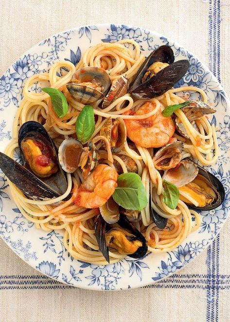 Spaghetti Lemon, Annabel Karmel Recipes, Pasta Appetizers, Seafood Pasta Recipes, Seafood Pasta, English Food, European Food, Sunday Dinner, Rice Noodles