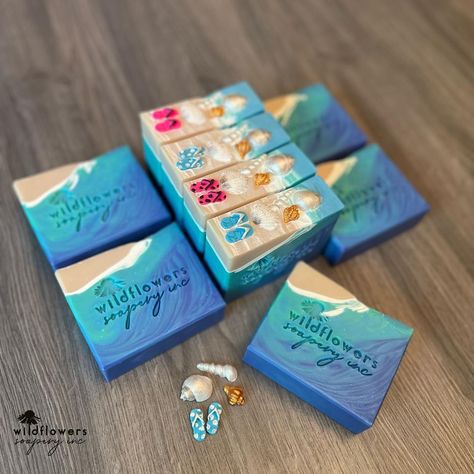 Beach Soap Ideas, Handmade Soap Packaging, Soap Design Ideas, Cold Process Soap Designs, Beach Soap, Victoria Day, Easy Soap Recipes, Soap Art, Dessert Soap