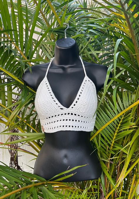 Hippie Cropped Crochet Top For Vacation, Bohemian Crochet Lace Crop Top For Festival, Bohemian Crochet Crop Top For Festival, Indie Crop Tops, Bohemian Multicolor Crochet Crop Top, Bohemian Crop Top With Built-in Bra For Festivals, Women Crop Top, Crop Top Crochet, Crop Top Women