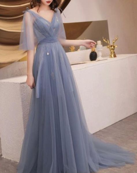 Simple Modest Prom Dresses, Successful Business Woman, Best Evening Dresses, Bts Ff, Gaun Koktail, Love Kills, The Secretary, Fairytale Stories, Simple Gowns