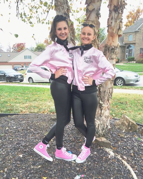 pink ladies teen Halloween costume                                                                                                                                                                                 More Pink Ladies Costume, Riverdale Halloween Costumes, Best Diy Halloween Costumes, Kostum Halloween, Cute Group Halloween Costumes, Teen Halloween, New Halloween Costumes, Bff Halloween Costumes, Best Friend Halloween Costumes