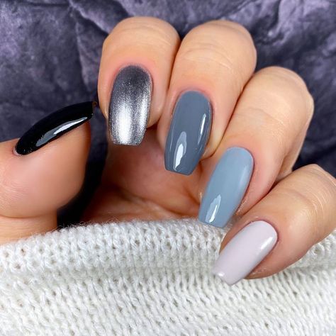 ella+mila on Instagram: “🌜Here’s a moonlight ombré mani using the below colors, from thumb to pinky: {Lights Out} {Moonshadow} {On the runway} {Grey Skies}…” Grey Skies, Nails, Grey, On Instagram, Beauty, Color, Instagram