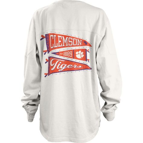 Enjoy the casual comfort of this Pressbox Stacked T-shirt. Pennant Clemson Tigers graphics show your team spirit in an original design. An oversized construction promotes freedom of movement and a plush feel.Enjoy the casual comfort of this Pressbox Stacked T-shirt. Pennant Clemson Tigers graphics show your team spirit in an original design. An oversized construction promotes freedom of movement and a plush feel.Rounded hem with side splitsOfficially licensedThumbholesCrew neckMaterial: 100% Cot Maryland Terrapins, Gameday Couture, Mississippi State Bulldogs, Oklahoma State Cowboys, Kansas State Wildcats, Missouri Tigers, North Carolina Tar Heels, Florida State Seminoles, Oversized Long Sleeve