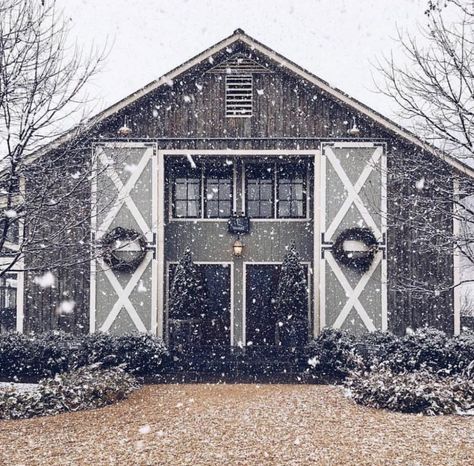 Farmhouse Exterior Design, Virginia Wineries, Snow Falling, Sparkling Lights, Farmhouse Decoration, Interior Design Business, Exterior Ideas, Farmhouse Exterior, Horse Barns