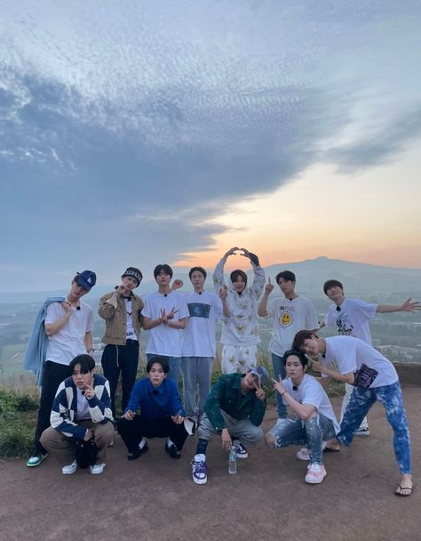 treasure weverse on Twitter: "[+ more pictures]… " Treasure Yg Member, Treasure Planet, Good Bye, 背景 シンプル, Treasure Maps, Treasure Boxes, Group Photos, Kpop Wallpaper, Yg Entertainment