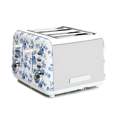 PRICES MAY VARY. 7 HEAT SETTINGS: The seven-setting variable heat control on this 4 slice toaster allows for precise toasting. Giving you the ability to toast your favorite food at the perfect grade from bagels, luscious crumpets to thick-sliced bread EASY TO REMOVE TOAST & Defrost Mode: One of the many great features of this stunning toasters is the high lift lever. Allowing you to remove your perfect toasted food without burning your fingers. It also has a handy an anti-jam function which will Bagel Bread, Bread Toaster, 4 Slice Toaster, Stainless Steel Toaster, China Rose, Family Breakfast, Cord Storage, Crumpets, Global Design