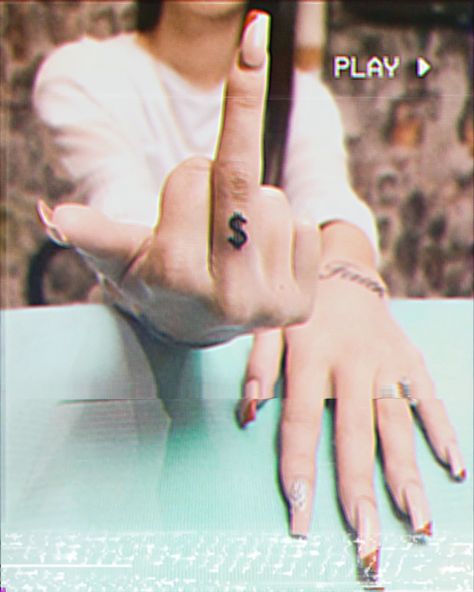 Finger Tattoos Money Sign, Dollar Sign Tattoo On Finger, Money Sign Tattoo On Finger, Dollar Sign Finger Tattoo, Dollar Sign Tattoo Small, Money Symbol Tattoo, Money Sign Tattoo, Dollar Sign Tattoo, Cousin Cousine