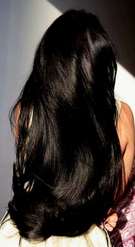 Thick Black Hair Aesthetic, Thick Hair Aesthetic Indian, Dark Indian Aesthetic, Shiny Black Hair, Black Hair Aesthetic, Long Shiny Hair, Vision 2025, Dark Feminine Energy, Black Indians