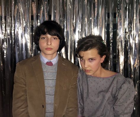 Stranger Things Eleven and Mike at the Snow Ball Finn And Millie, Millie And Finn, Mike And Eleven, St Cast, Stranger Things Stuff, Stranger Things Cast, Finn Wolfhard, Stranger Things 3, Bobby Brown