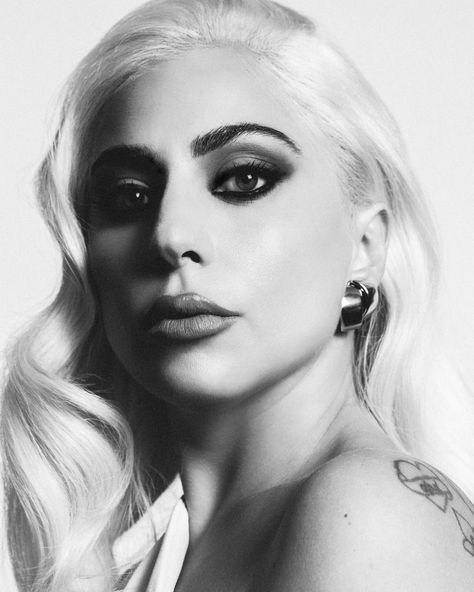 Lady Gaga Photos, Lady Gaga Pictures, Shes Perfect, Ridley Scott, Lady Gaga, Nostril Hoop Ring, The New York Times, New York Times, Beauty Women