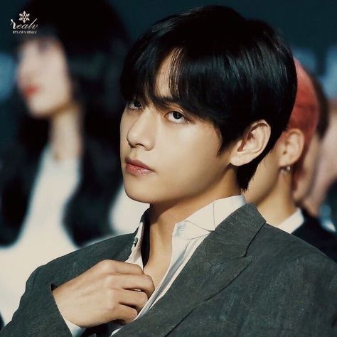 ☾ tanu⁷ on Twitter: "taehyung’s intense gaze; a thread… " Taehyung Serious, Person Falling, Complicated Love, Winter Bear, Purple Love, Kim Taehyung Wallpaper, Cute Actors, Boy Art, V Taehyung