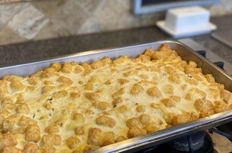 Duggar's Tater Tot Casserole Duggar Tater Tot Casserole, Easy Tater Tot Casserole, Tot Casserole, Tater Tot Casserole, Duggar Family, Beef Casserole Recipes, Ground Beef Casserole, Yummy Casseroles, Cooking Turkey