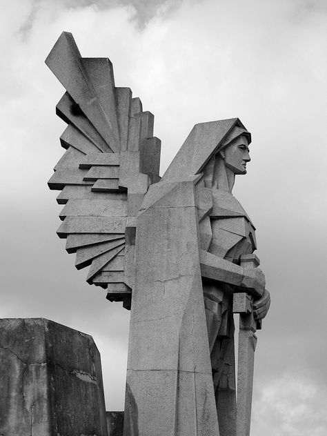 Francisco Salamone / the architect from The Pampas, specialising in gothic and art deco Art Deco Sculpture Statues, Brutalist Statue, Gothic Art Deco, Game Art Environment, Gothic Statue, Art Deco Statue, Brutalism Architecture, Architectural Sculpture, Art Deco Sculpture