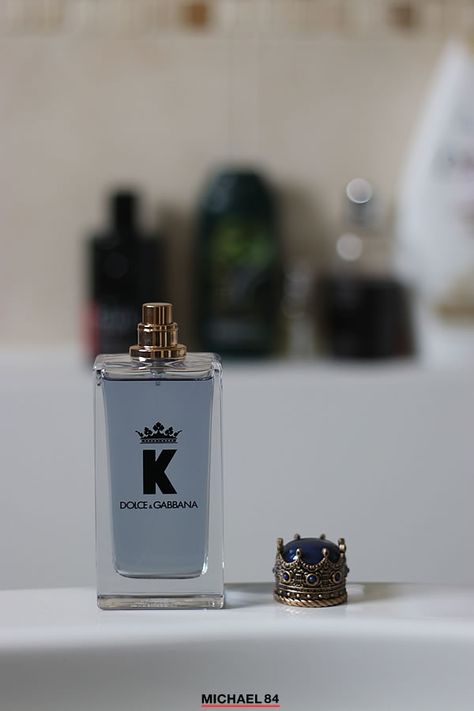 Scent Tips, Dolce And Gabbana Fragrance, Dapper Mens Fashion, Expensive Perfume, Best Fragrance For Men, Crown Print, Fragrance Cologne, Men's Fragrance, Masculine Scent