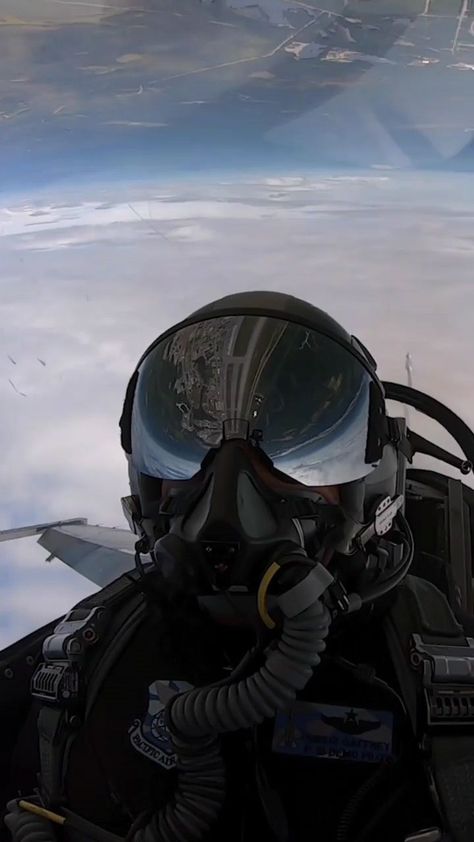 Fighter Jet Cockpit, Jet Flying, Cockpit View, Jet Pilot, Jet Fighter Pilot, Airplane Wallpaper, Airplane Pilot, Birthday Post, Female Pilot