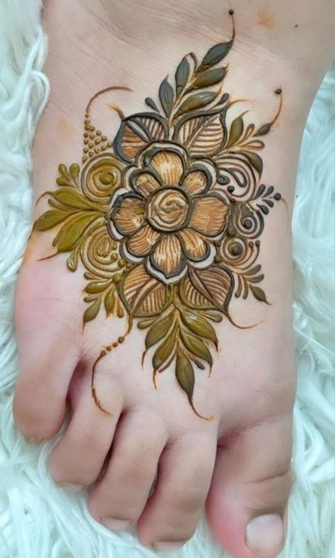 #mehndi #henna #wedding #hennaart #hennaartist #mehndidesigns #hennatattoo #mehendi #mehndidesign #hennadesign #mehndiartist #hennadesigns #mehndiart #bride #bridalhenna #hennainspire #art #hennalove #indianwedding #bridalmehndi #bridal #mehandi #love #hennawedding #pakistaniwedding #hennainspo #mehndilove #whitehenna #mehndibride #hennainspiration Kids Leg Mehendi Design, Mehendi Designs For Legs Simple, Henna Patches, Legs Henna, Mehendi Practice, Learn Mehndi, Leg Mehandi, Foot Mehndi Designs, Leg Mehendi Design