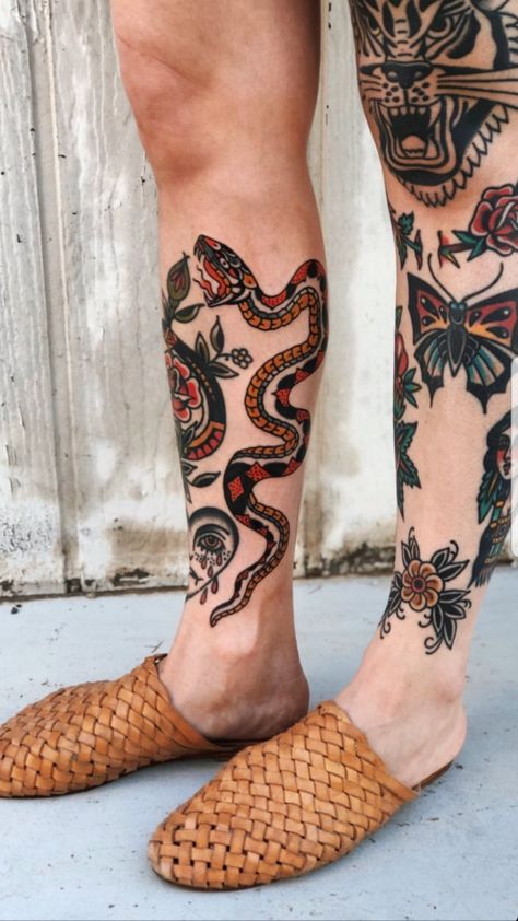 Traditional Calf Tattoo, Traditional Leg Tattoos Women, Traditional Leg Tattoos, Tattoo Date, Tattoo Vision Board, Traditional Tattoo Black And White, Girl Neck Tattoos, Traditional Tattoo Flowers, Old School Traditional