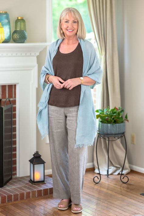 Grandma Clothes, Dressed For My Day, Alternative Dress, Grandma Fashion, Over 60 Fashion, Coastal Grandmother, Cotton Linen Pants, Ankle Length Jeans, Maxi Shirts