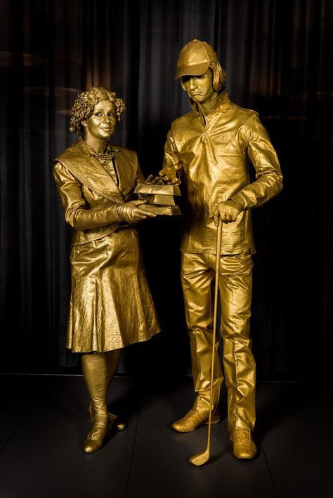 Golden Living Statues – Human Statues | Scarlett Entertainment UK Golden Statue, Street Theatre, Christmas Aesthetics, Theatre Performance, Living Statue, Gold Statue, Caricature Sketch, Photo Site, Increase Engagement