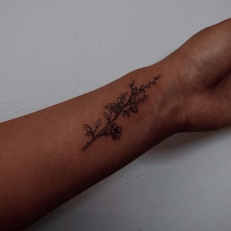 Small Symbolic Tattoos With Meaning, Simple Inner Arm Tattoos For Women, Small Simple Wrist Tattoos, Dainty Nature Tattoos, Womens Spine Tattoos, Tattoo For Mom Meaningful, Dainty Wrist Tattoos For Women, Forarm Tattoos Woman, Inside Arm Tattoos For Women