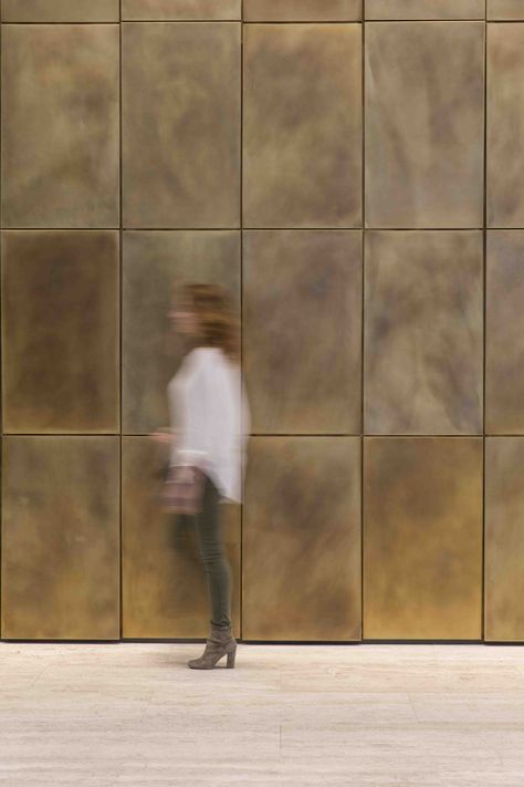 Leather Cladding On Wall, Copper Feature Wall, Hotel Feature Wall, Feature Wall Interior Design, Metal Panel Wall, Fabric Wall Panels, Visual Planner, Trade Show Design, Metal Wall Panel