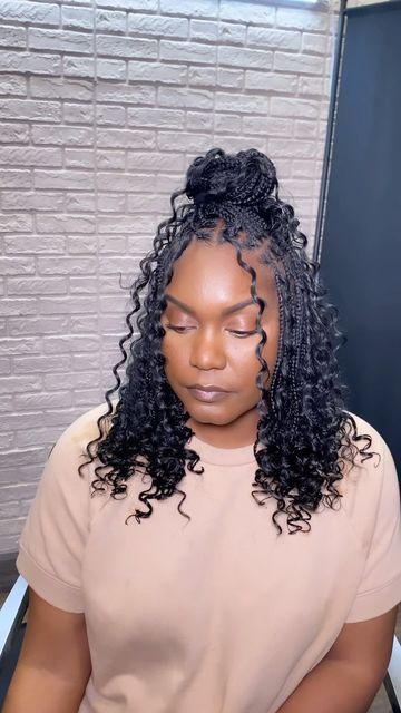 Retro Braids Black Women, Knotless Bob, Braids Bob, Hair Facts, Bob Braids Hairstyles, Boho Knotless, Short Box Braids Hairstyles, Short Box Braids, Bohemian Braids