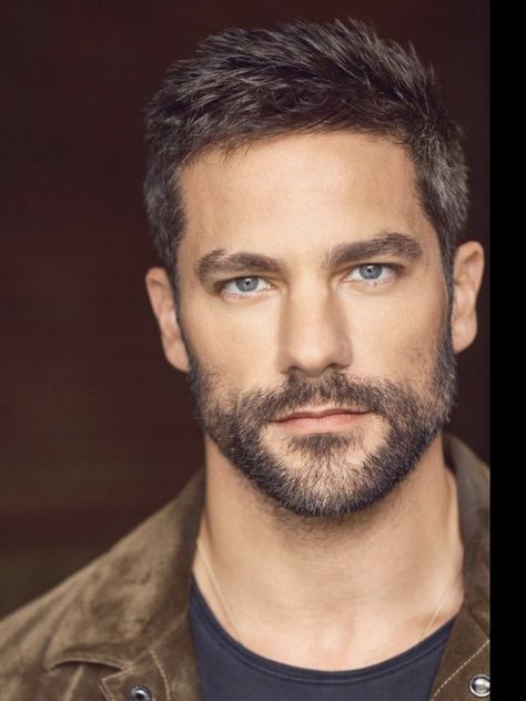 Brant Daugherty, Handsome Bearded Men, Mens Haircuts Short Hair, Mens Hairstyles Thick Hair, Scruffy Men, Men Haircut Styles, Corte De Cabelo Masculino, Mens Haircuts Short, Face Men