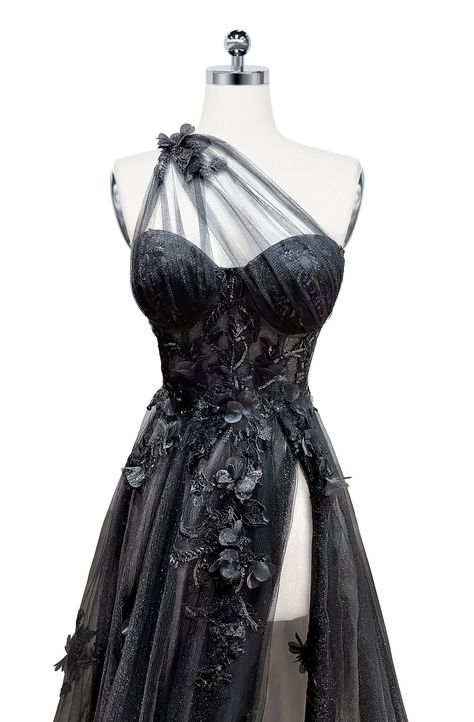 Prom Dresses Black Long, Alt Dresses, Long Lace Prom Dresses, Formal Graduation Dresses, Black Bridal Dresses, Villain Dresses, Prom Dresses Long Black, Met Gala Dresses, Lace Prom Dresses