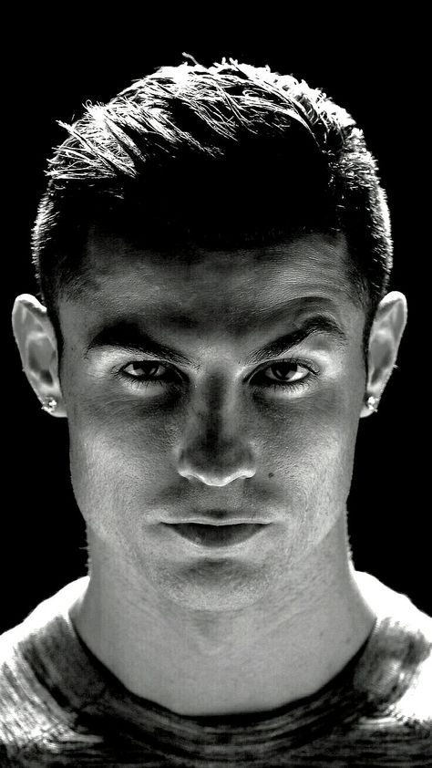 4k Portrait Wallpaper, Ronaldo Hd, Ronaldo Images, Cristiano Ronaldo Body, Messi Y Cristiano, Cr 7, Ronaldo Photos, Peaceful Music, Fall Asleep Fast