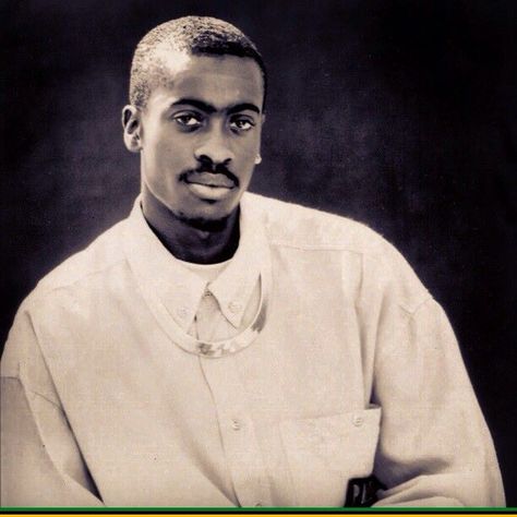 Beenie man back in his prime. Love the 90s 90s Dancehall, Beenie Man, Reggae Artists, Beatiful People, Jamaican Culture, Love The 90s, Black Roots, Radio Stations, Reggae Music