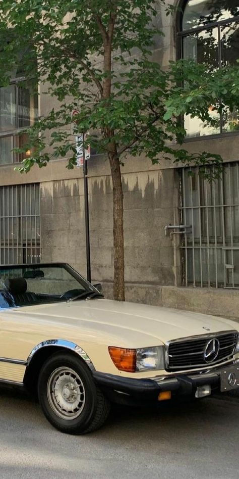 Old Mercedes Benz Wallpaper, Vintage Mercedes Benz, Mercedes Aesthetic, Mercedes Vintage, Mercedes Benz Wallpaper, Vintage Mercedes, Car Mercedes, Old Mercedes, White Ferrari