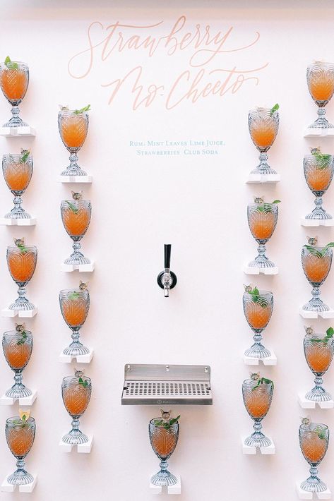 Cocktail Backdrop Ideas, 2023 Birthday Trends, Wedding Cocktail Wall, Cocktail Wall Wedding, Drink Wall Wedding, Mimosa Wall, Champagne Wall Wedding, Photo Op Wall, Wedding Cocktail Ideas