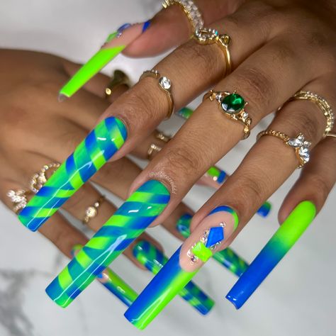 At Home Short Nails, Bright Color Nail Designs, Summer Coffin Nail Ideas, Bright Neon Acrylic Nails Summer, Nails Design Neon, Home Acrylic Nails, At Home Acrylic Nails, Dollar Tree Nails, Neon Nails Acrylic