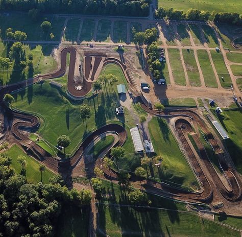 Motocross Tracks Backyard, Motorcycle Race Track, Dirt Bike Tracks, Backyard Motocross Track, Atv Track, Dirt Bike Track, Motocross Tracks, Go Kart Tracks, Barn House Design