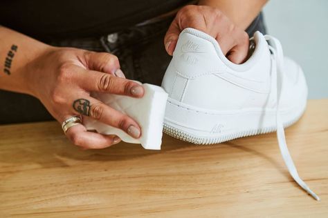 How to Clean Nike Air Force 1 Shoes. Nike.com Bonnet Nike, Air Force 1 Shoes, White Air Forces, How To Clean Suede, Nike Air Force 1s, Sport Nike, Air Force 1s, Remove Stains, Nike Tech Fleece