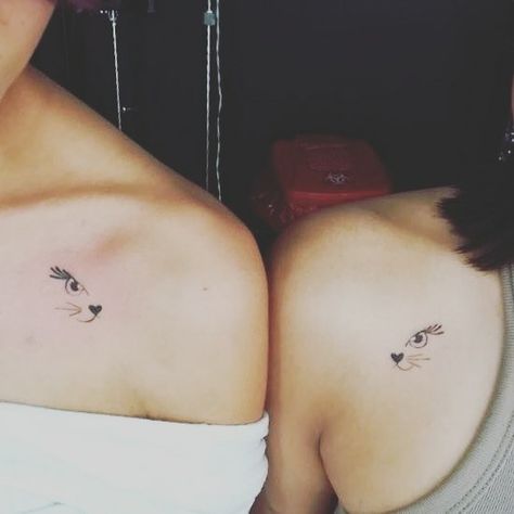 Cat Shoulder Tattoos For Women, Cat On Shoulder Tattoo, Twin Cat Tattoo, Matching Cat Tattoos Sisters, Mom And Daughter Cat Tattoos, Sister Cat Tattoos, Best Friend Cat Tattoos, Matching Cat Tattoos, Tiny Cat Tattoo