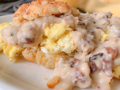 Best Southern Ham Gravy With Cheesy Biscuits And Eggs » Not Entirely Average Biscuits And Eggs, Southern Ham, Cheesy Garlic Biscuits, Ham Gravy, Breakfast Gravy, Soft Scrambled Eggs, Cheesy Biscuits, Ham Biscuits, Southern Buttermilk Biscuits