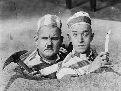 Stan Laurel & Oliver Hardy Oliver Hardy, Scarlett O'hara, Comedy Duos, Laurel And Hardy, Classic Comedies, Hollywood Legends, Silent Film, Two Men, Hollywood Actor