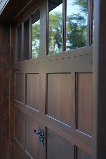 Wooden Garage Door, Carriage House Garage Doors, Garage Door House, Carriage House Doors, Casa Garage, Carriage Garage Doors, Garage Door Replacement, Wooden Garage Doors, Farmhouse Garage