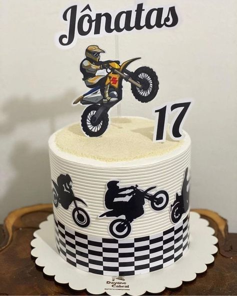 Motorcross Cake Ideas, Motocross Cake Ideas, Motor Cake, Motocross Cake, Bolo Motocross, Rapunzel Cake Topper, Motorcycle Birthday Cakes, Motorcycle Birthday Parties, Motorcycle Cake