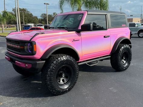 2023 Ford Bronco SASQUATCH ADVANCED AUTO HARDTOP 4.27 LOCKERS in Plant City, Florida 33563 Pink Bronco Sport, Ford Bronco Colors, Light Blue Bronco, Pink Ford Bronco, Bronco Mods, Ford Bronco Sasquatch, Pink Bronco, Bronco Sasquatch, Bronco Accessories