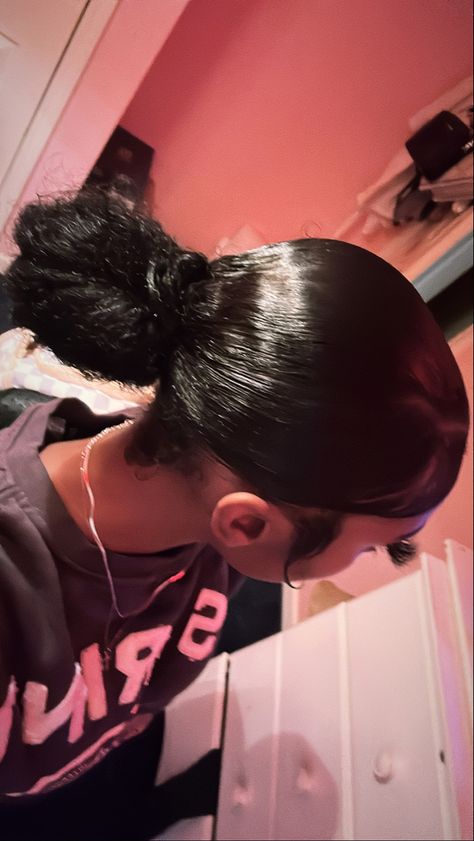 Slick Back Ponytail Middle Part Edges, Slick Back Bun Flat Ironed Hair, Side Slick Bun, Slick Back Black Hair, Slick Back Bun Natural Hair Middle Part Edges, Slick Back Type 4 Hair, Side Part Slick Back Ponytail, Black Hair Slick Ponytail, Slick Back Natural Hair