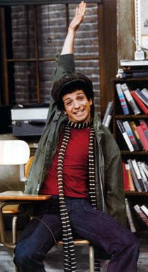 Welcome Back, Kotter - Every time a kids says, "Oo oo oo!" in class I think, "Yes, Horshack?"  I don't think they'd get it... Welcome Back Kotter, Thanks For The Memories, John Travolta, Vintage Tv, Comedy Tv, Classic Tv, Tv Stars, Barack Obama, Comedians