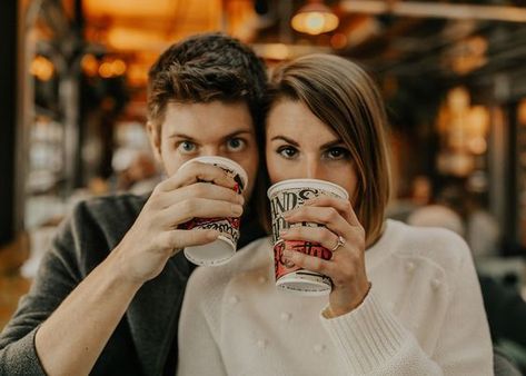 Starbucks Engagement Pictures, Couple Poses Coffee Shop, Photoshoot Ideas In Cafes, Cute Couple Photos In Cafe, Couple Photoshoot In Cafe, Coffee Shop Prewedding, Coffee Engagement Shoot, Coffee Shop Wedding Photos, Coffeeshop Photoshoot Couple