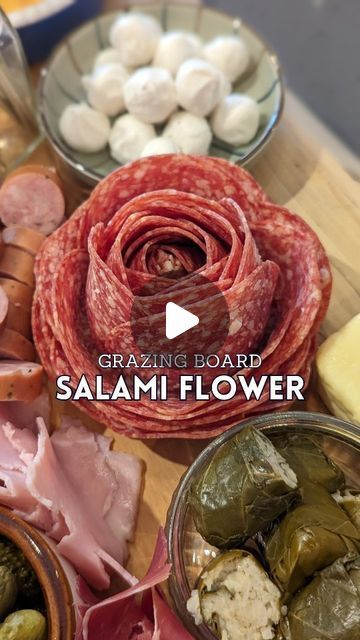 Healthy Eating on Instagram: "First time making a ‘Salami Flower’ and it did not disappoint 😍🌹 Would you try this? (Via: @brooke.clerkin) So easy too - I think you’ll see these on our grazing boards often from now on 😂 Who else makes these? How did I not know about them until now 🙈 #salamiflower #grazingboard #grazingboards #plattergoals #platterporn #plattertime #cheeseboards #cheeseboard #grazinggoals #cheeseandsalami #salamirose #salami #foodhacks #foodhack #kitchenhacks #kitchenhack #antipastoplatter #antipasto #antipastoplatter" Easy Receipts, Charcuterie Meats, Small Bites Appetizers, Charcuterie Plate, Antipasto Platter, Meat Platter, Charcuterie And Cheese Board, Superfood Powder, Cheese Platters