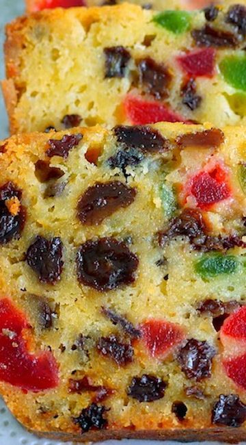 Light Fruitcake Recipes, Light Fruit Cake Recipe Christmas, Lemon Fruit Cake, Best Fruit Cake Recipe Christmas, Christmas Decorations Orange, Orange Fruit Cake, Homemade Fruit Cake, White Fruit Cake, Cake Buah